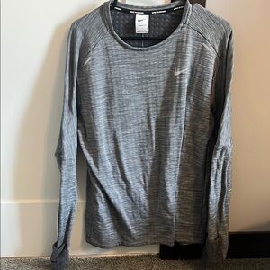 Nike Men's Gray Long Sleeve Shirt